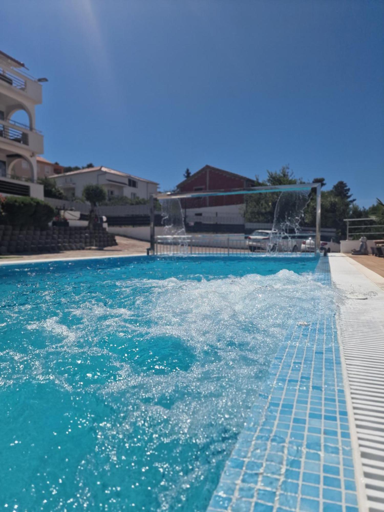 Luxury Apartments Silva With Sea View Okrug Gornji Exterior photo